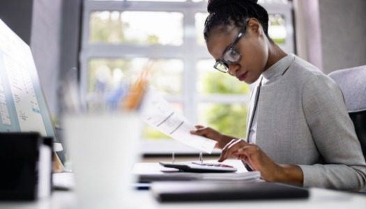 woman working laptop